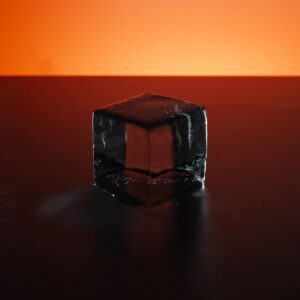 40mm x 40mm clear ice cube